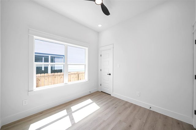 4834 Higgins Street B, Houston, TX 77033