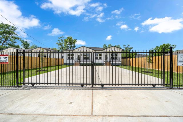 4834 Higgins Street B, Houston, TX 77033