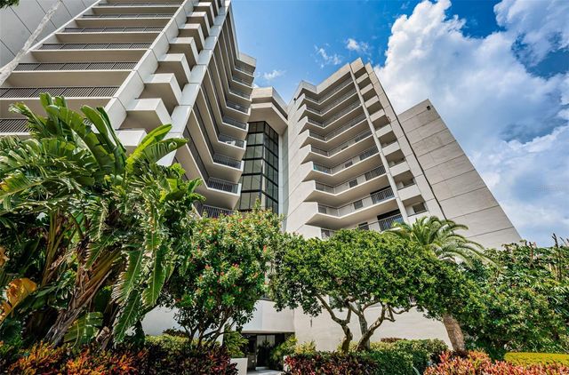 1660 GULF BOULEVARD 202, Clearwater Beach, FL 33767