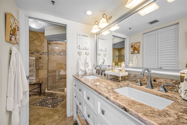 1660 GULF BOULEVARD 202, Clearwater Beach, FL 33767