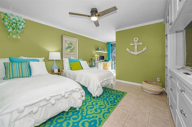 1660 GULF BOULEVARD 202, Clearwater Beach, FL 33767