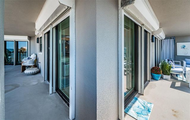 1660 GULF BOULEVARD 202, Clearwater Beach, FL 33767
