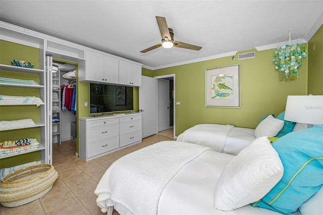 1660 GULF BOULEVARD 202, Clearwater Beach, FL 33767