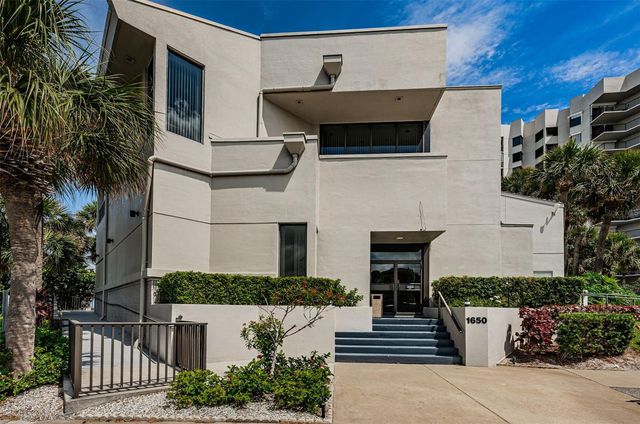 1660 GULF BOULEVARD 202, Clearwater Beach, FL 33767