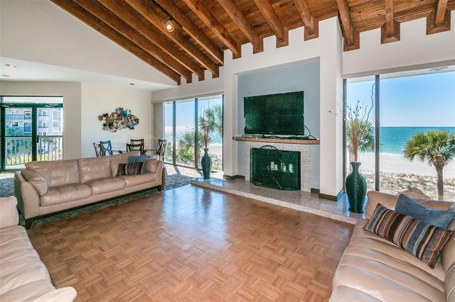 1660 GULF BOULEVARD 202, Clearwater Beach, FL 33767