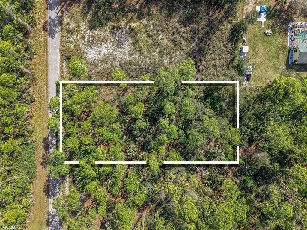 2017 Grant AVE, ALVA, FL 33920 — exterior