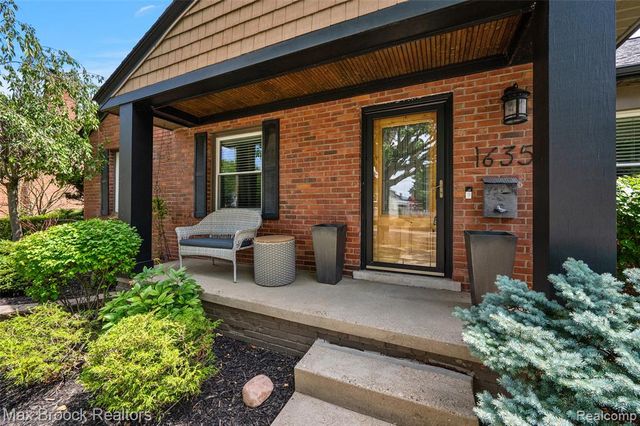 1635 Torry Street, Birmingham, MI 48009