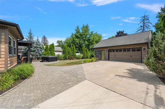 1635 Torry Street, Birmingham, MI 48009