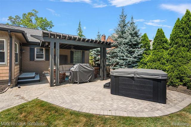 1635 Torry Street, Birmingham, MI 48009