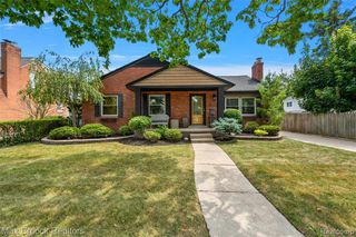 1635 Torry Street, Birmingham, MI 48009