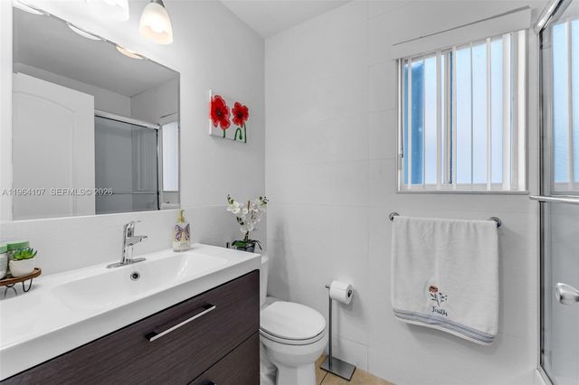 17501 SW 140th Ct, Miami, FL 33177