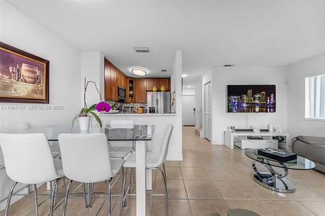 17501 SW 140th Ct, Miami, FL 33177