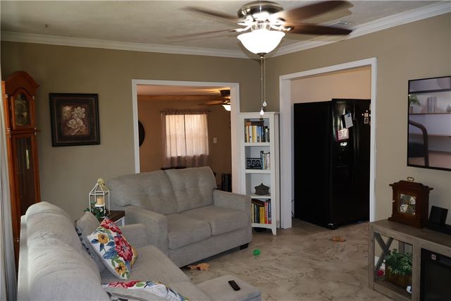 4709 Kendall Dr, Corpus Christi, TX 78415