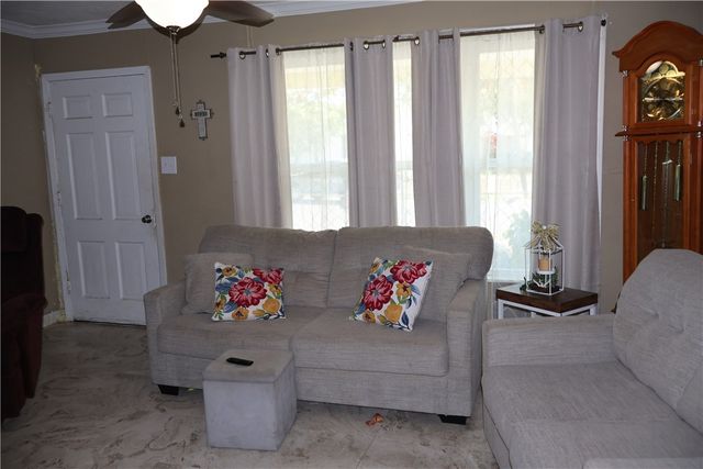 4709 Kendall Dr, Corpus Christi, TX 78415