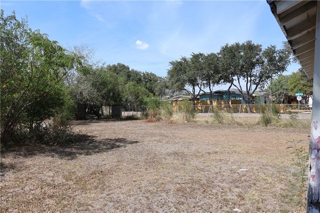 4709 Kendall Dr, Corpus Christi, TX 78415