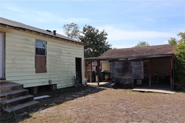4709 Kendall Dr, Corpus Christi, TX 78415