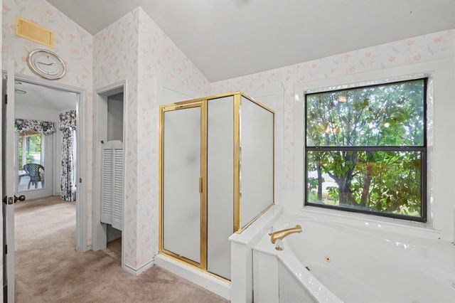 98 Glenheath, Trinity, TX 75862