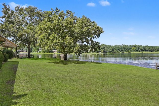 98 Glenheath, Trinity, TX 75862