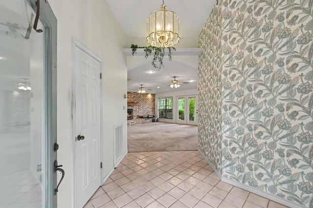 98 Glenheath, Trinity, TX 75862