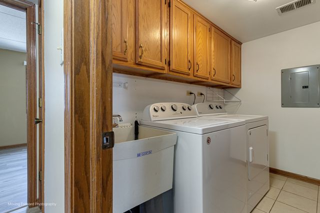 17960 Royal Oak Court 2S, Tinley Park, IL 60477