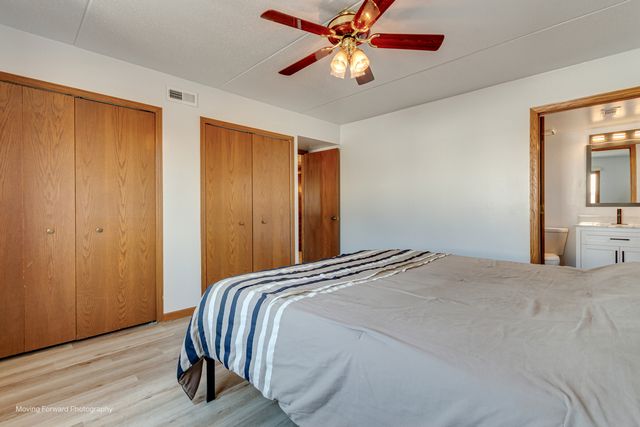 17960 Royal Oak Court 2S, Tinley Park, IL 60477