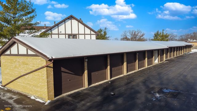 17960 Royal Oak Court 2S, Tinley Park, IL 60477