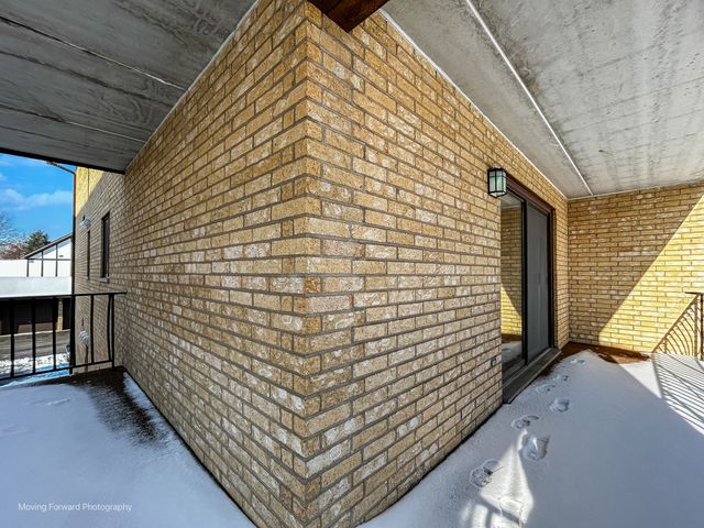 17960 Royal Oak Court 2S, Tinley Park, IL 60477