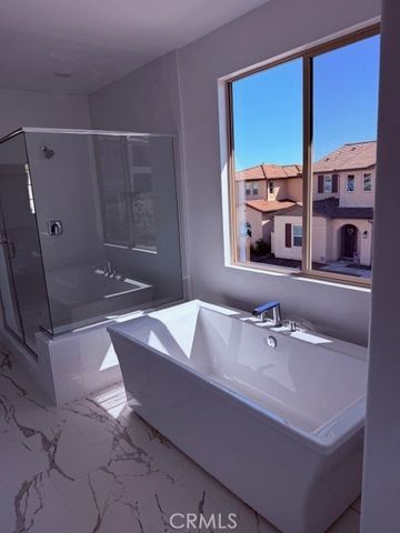 29515 Corte Azulejo, Valencia, CA 91354