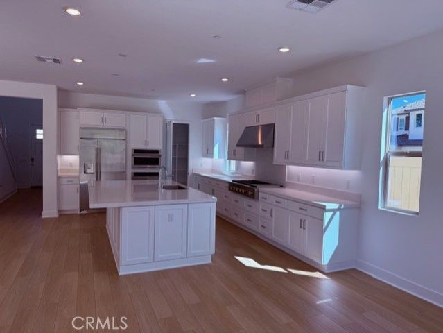 29515 Corte Azulejo, Valencia, CA 91354