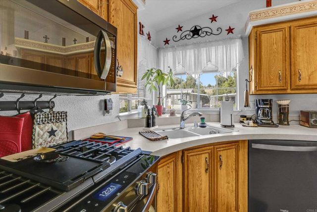 2400 Alpine Blvd. 136, Alpine, CA 91901