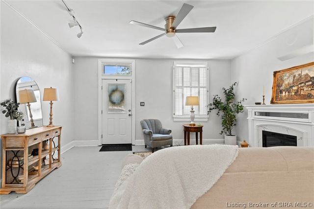 605 Walnut Street, Madison, IN 47250