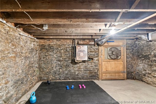 605 Walnut Street, Madison, IN 47250