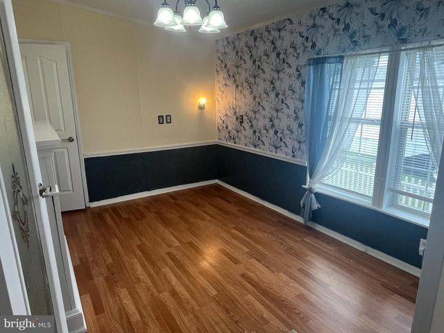 52 CROWN CT, Martinsburg, WV 25401