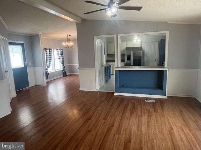 52 CROWN CT, Martinsburg, WV 25401