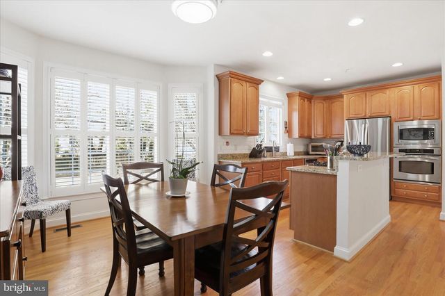 6816 RIGBY LN, Mclean, VA 22101