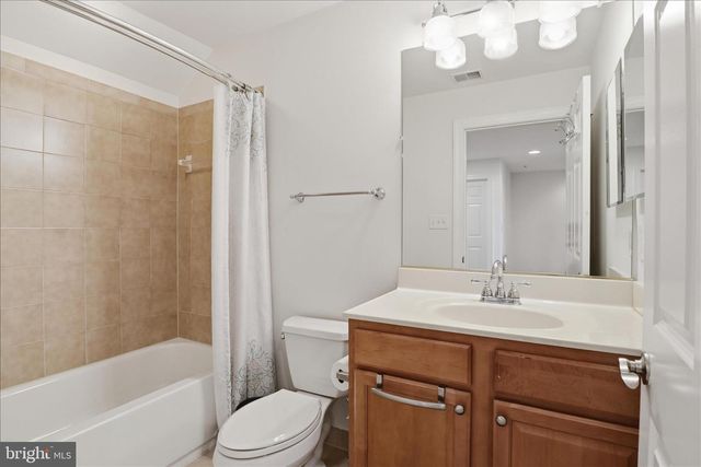 6816 RIGBY LN, Mclean, VA 22101