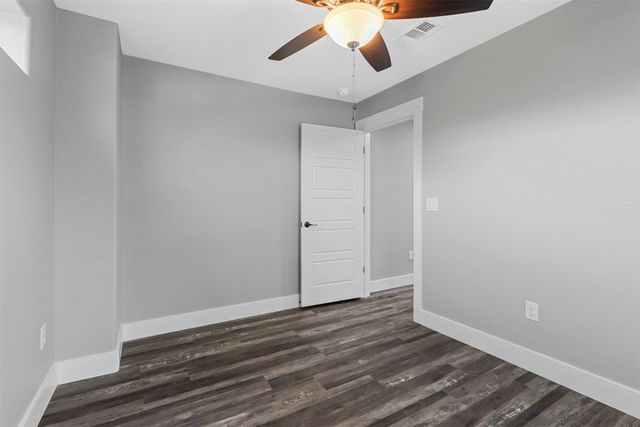 1309 S 5th Avenue 1309, Denison, TX 75021