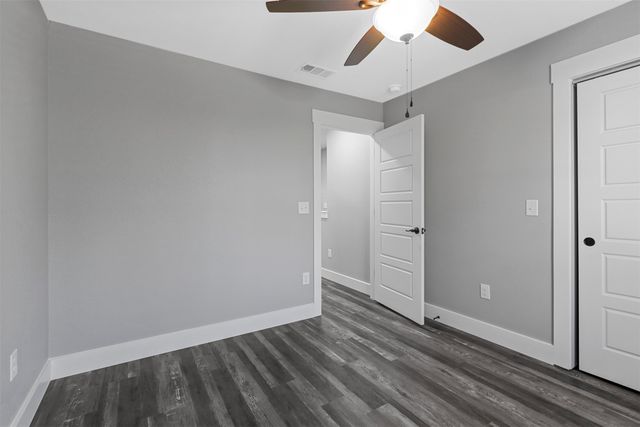 1309 S 5th Avenue 1309, Denison, TX 75021