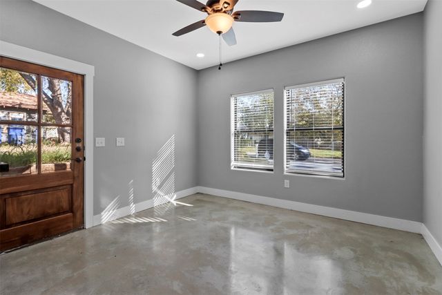 1309 S 5th Avenue 1309, Denison, TX 75021