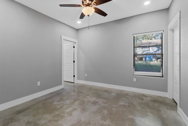 1309 S 5th Avenue 1309, Denison, TX 75021