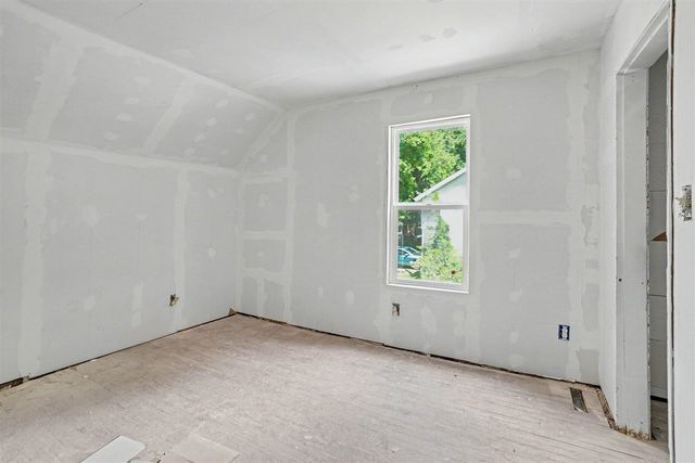102 Worden Avenue, Kalamazoo, MI 49048