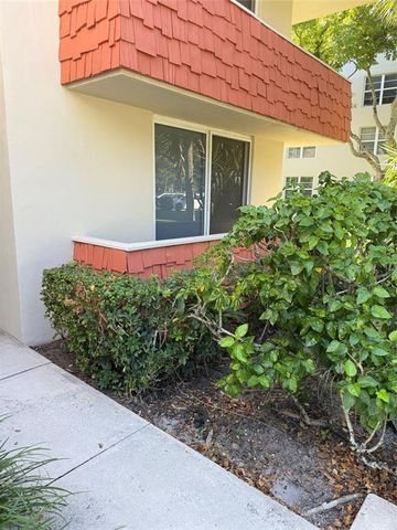 4031 N Cypress Drive 101, Pompano Beach, FL 33069