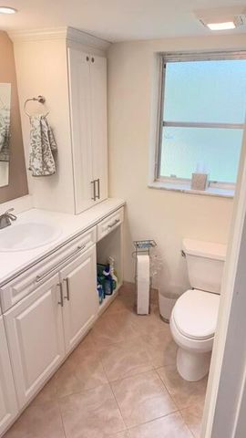 4031 N Cypress Drive 101, Pompano Beach, FL 33069