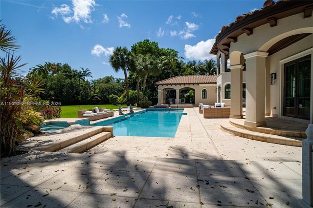 6450 SW 126th St Rd, Pinecrest, FL 33156