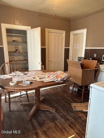 16 Jackson Street, Amsterdam, NY 12010