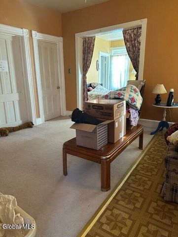 16 Jackson Street, Amsterdam, NY 12010