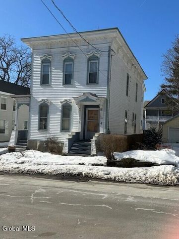 16 Jackson Street, Amsterdam, NY 12010