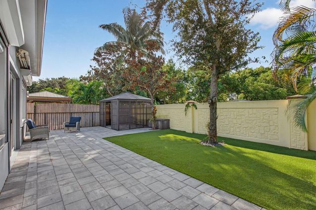 69 S Cortez Drive 69, Margate, FL 33068