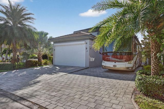 69 S Cortez Drive 69, Margate, FL 33068