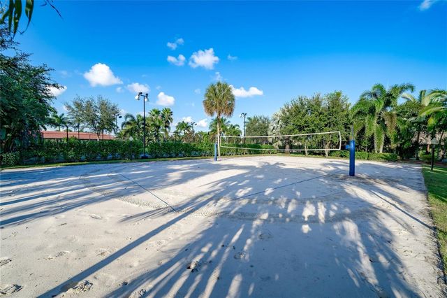69 S Cortez Drive 69, Margate, FL 33068